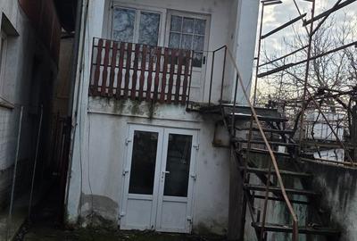 Casă cu 4 camere în Exterior Vest - 5