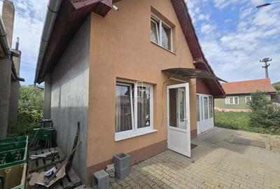 Spațiu comercial, de 602 mp, în Boiu - 7