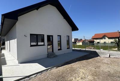 Casă cu 3 camere cu Teren 280 Mp în Valu lui Traian - 7