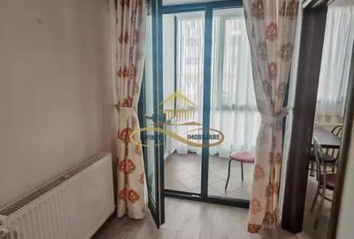 Garsonieră decomandată în Central - 7