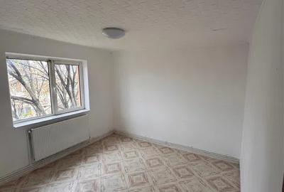Apartament cu 2 camere în Micro 14 - 2