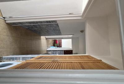 Apartament cu 3 camere decomandat în Central - 3