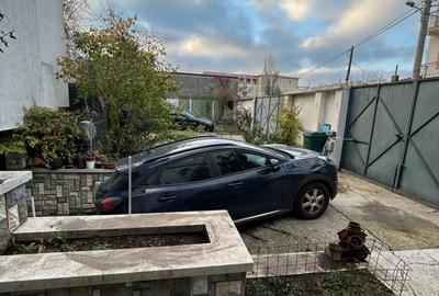 Pantelimon-Fundeni / Apartament 3 cam in vila / Loc de parcare-Curte - 1