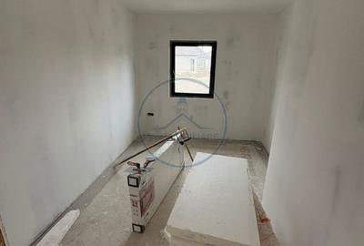 Casă cu 4 camere cu Teren 300 Mp în Central - 3