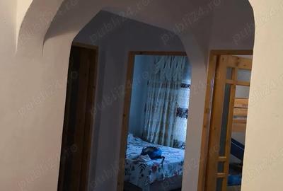 Apartament cu 4 camere decomandat în Central - 3