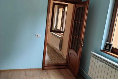 Casă cu 4 camere în Central - 4