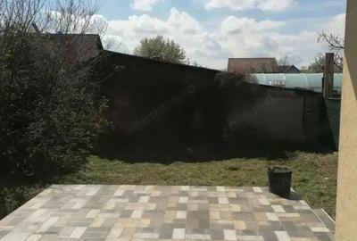 Casă cu 3 camere cu Teren 275 Mp în Sânmihaiu Român