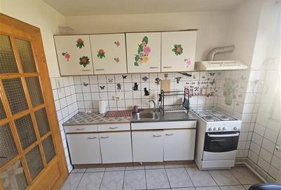 Apartament cu 3 camere decomandat, mobilat în Micro II - 13