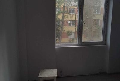 Apartament cu 2 camere semidecomandat în Central - 3