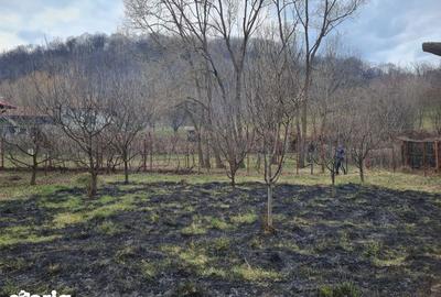 Casă cu 3 camere cu Teren 100 Mp în Mălureni