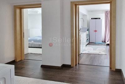 Apartament cu 3 camere decomandat, mobilat în Tractorul - 8