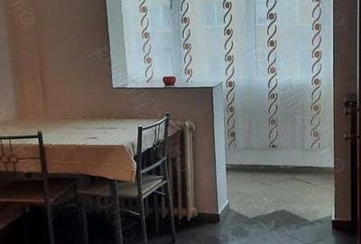 Apartament cu 2 camere decomandat în Aurel Vlaicu - 10