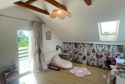 Casă cu 5 camere cu Teren 720 Mp în Central - 2
