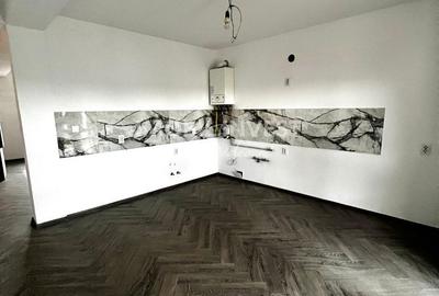 Casă cu 4 camere cu Teren 300 Mp în Cetate - 9