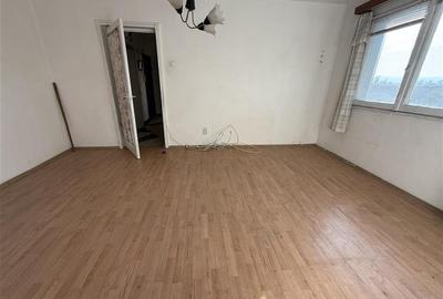 Apartament cu 3 camere semidecomandat în Central - 5