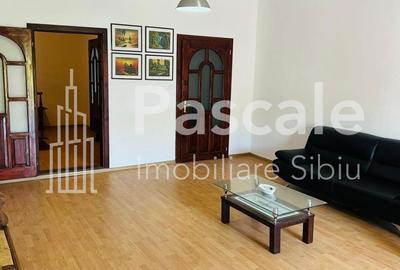 Casă cu 4 camere în Globu Craiovei - 1