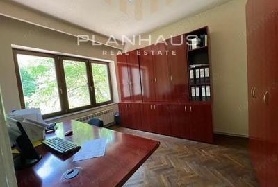 Casă cu 4 camere cu Canalizare în Central - 4
