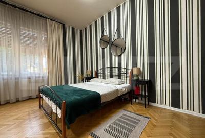 Apartament cu 3 camere decomandat, mobilat în Central