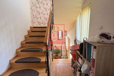 Casă cu 4 camere cu Teren 900 Mp în Miroslava - 2
