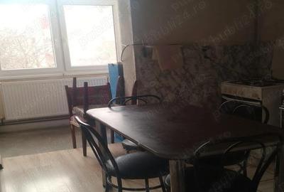 De vanzare apartament cu 3 camere in zona Soarelui decomandat etaj 3 langa Scoala Generala 30
