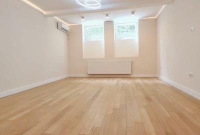 Apartament cu 5 camere decomandat în P-ța Romană - 3