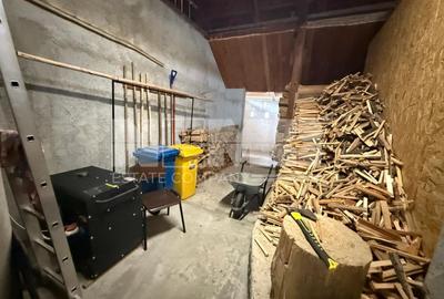 Casă cu 9 camere cu Canalizare în Marginea - 35