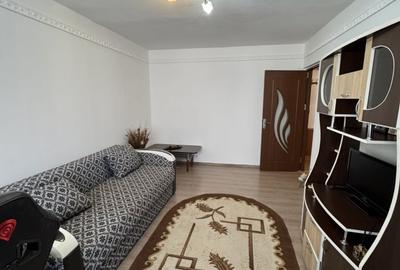Apartament cu 2 camere decomandat, mobilat în 9 Mai - 6