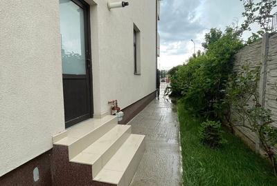 Spațiu comercial, de 51 mp, în Central - 9