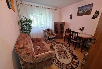 Apartament cu 3 camere decomandat in Podu Ros! - 4