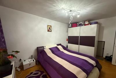Apartament cu 2 camere,etaj 3, zona Ulpia - 1
