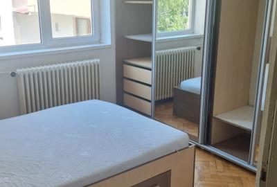 Apartament cu 2 camere circular în Plopilor - 1