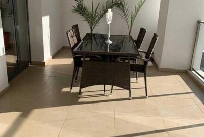 Apartament cu 2 camere decomandat, mobilat în Banu Manta