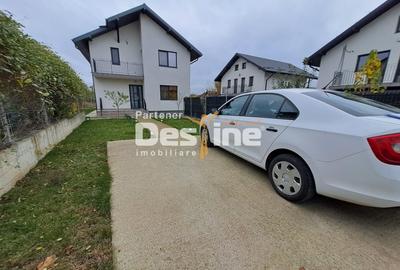 Casa individuala, P+1+POD,   Miroslava centru - 3