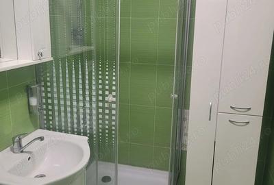 Inchiriez apartament cu o camera, in zona centrala,etaj 1 - 4