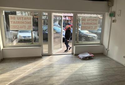 Spațiu comercial, de 30 mp, în Central - 4