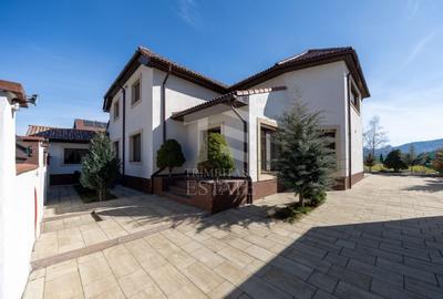 Casă individuală cu 6 camere cu Teren 979 Mp în Exterior Est - 55