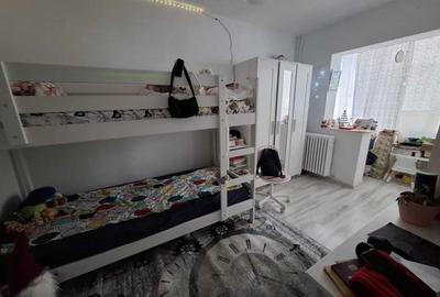 Apartament de 3 camere, etajul 3/4, zona Tudor Vladimirescu - 4