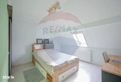 Apartament cu 5 camere, mobilat în Central