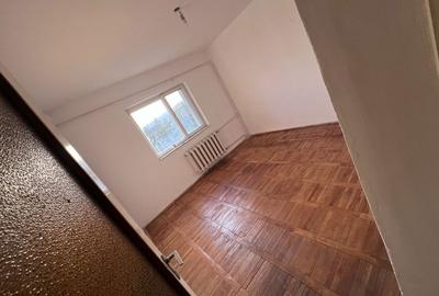 Apartament cu 3 camere decomandat în Central - 3