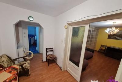 Apartament cu 2 camere decomandat în Decebal - 3