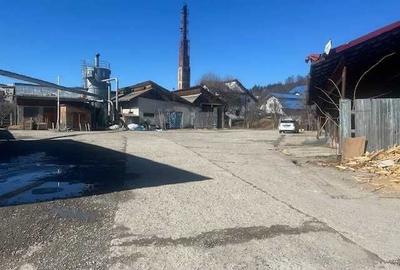 Spațiu comercial, de 1,400 mp, în Central - 1