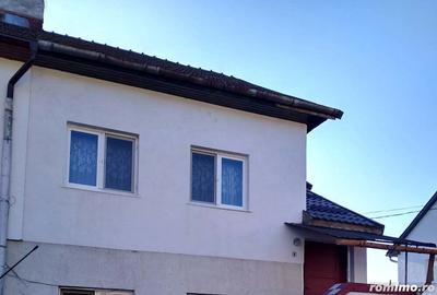 Tarnaveni Bozias Apartament 60metri cu pod60metri si balcon 300metri garaj teren51000 euro - 2