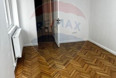 Apartament cu 2 camere de vanzare in zona Sasar - 5