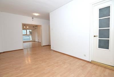 Apartament cu 4 camere decomandat în Victoriei - 25