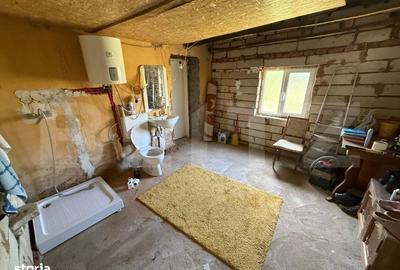 Casă cu 4 camere în Georocu Mare - 8