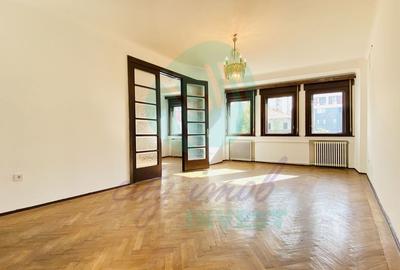 Apartament spatios cu 4 camere - Banu Manta - 2