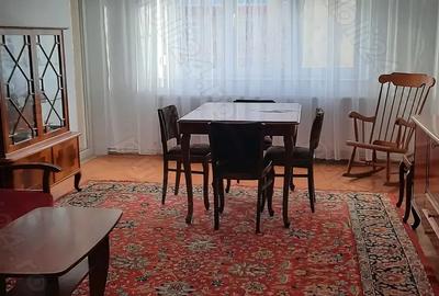 Apartament 4 camere de inchiriat, str. Carpa?i - 5