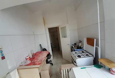 Inchiriez garsoniera dubla 45m Cina, complet utilata, izolata termic, et 9 9, libera din 1 sept. - 5