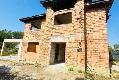 Casă în Ocoliș - 1