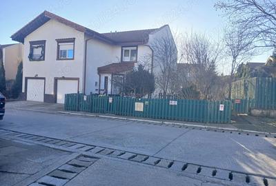 Vand vila 5 camere, garaj, parcare , P+1E+P Cartier de vile Boreal Constan?a - 1